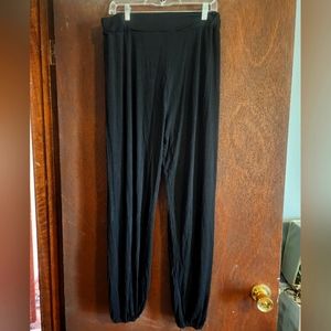AvaCostume pants